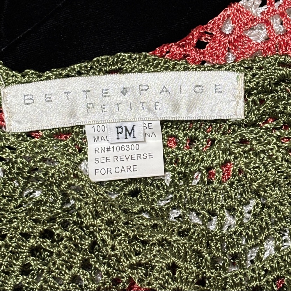 Bette Paige Crochet Sz Petite Medium Women’s Round Neck Long Sleeve Mesh Top - Picture 4 of 7